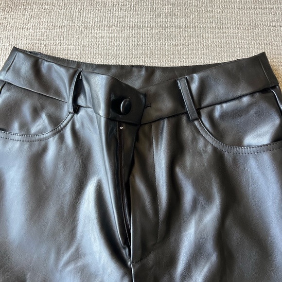 Make Me Chic Leather Pants - Picture 5 of 6